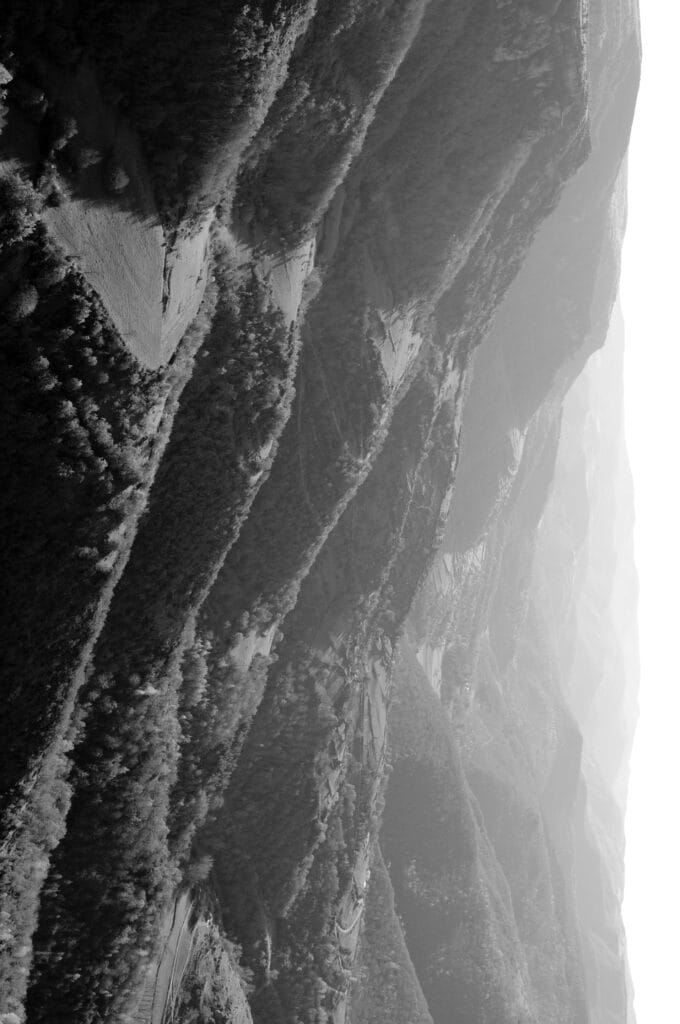 Éventail dégradæ par læ distance des pattes dal Causse Méjean. L’image est tournæ de 90 degrés.